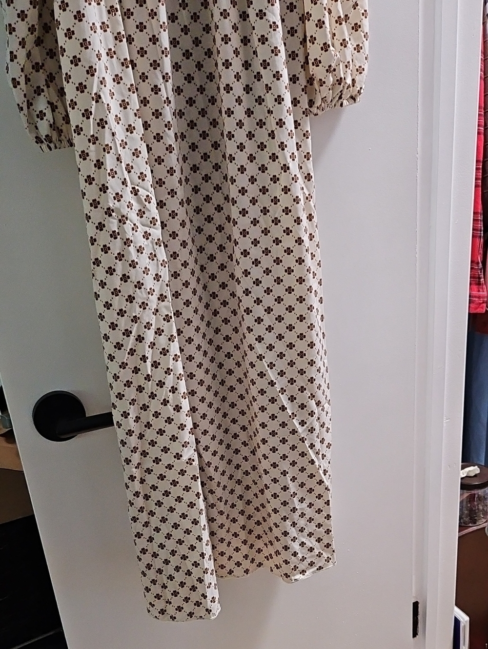 Long Dress - Picture 3 of 10